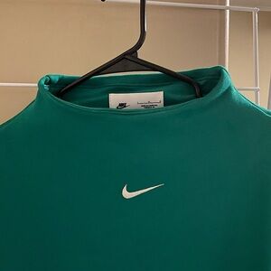 Nike crewneck sweater, NWOT, never worn.